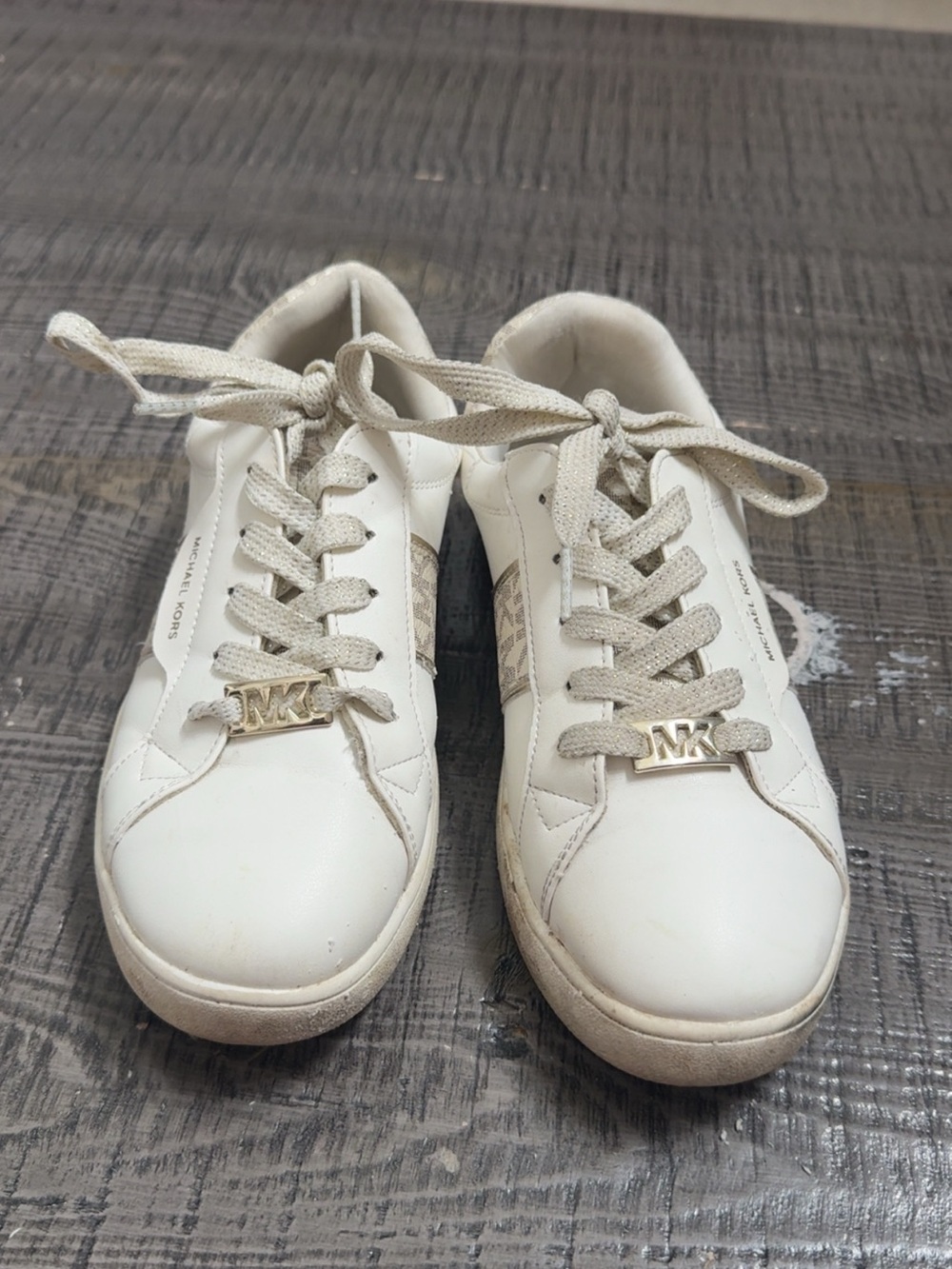 Michael Kors Cream/White Logo Accent Low-Top Sneakers